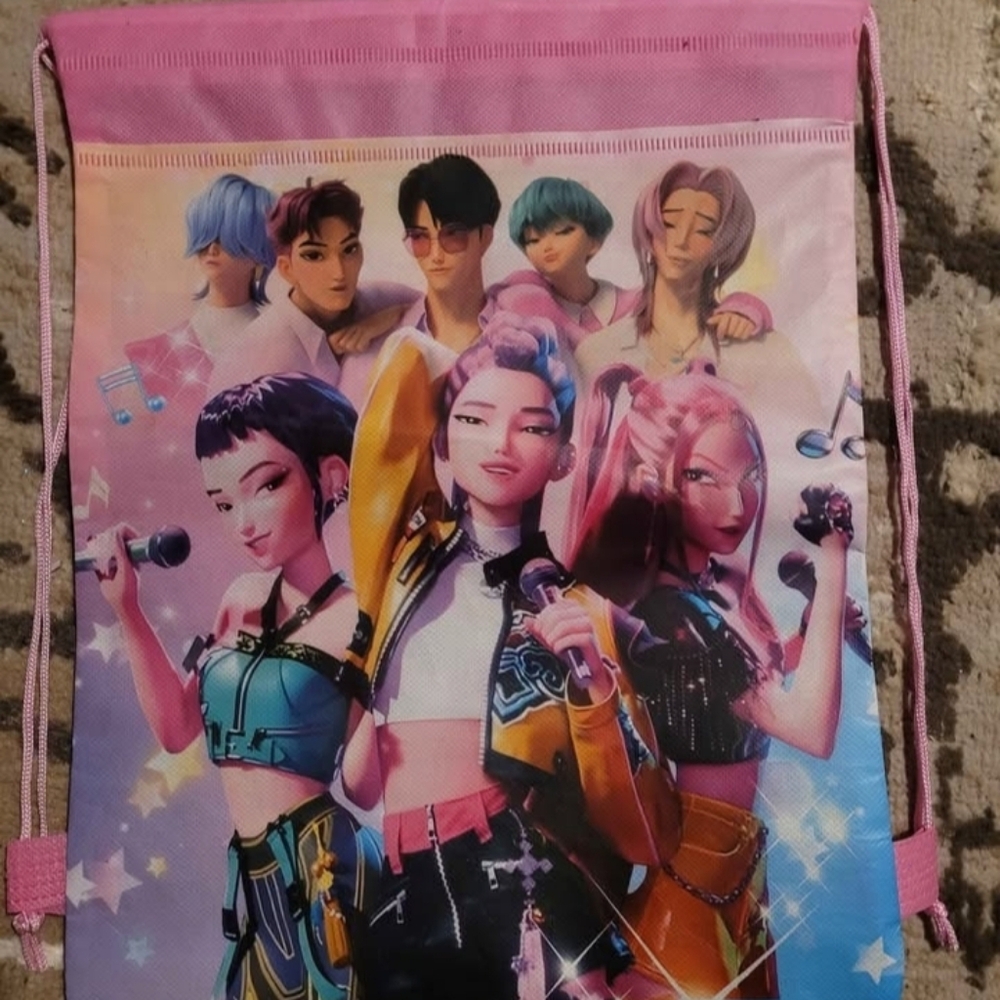 Kpop Demon Hunter Pink Drawstring Bag - Picture 2 of 3